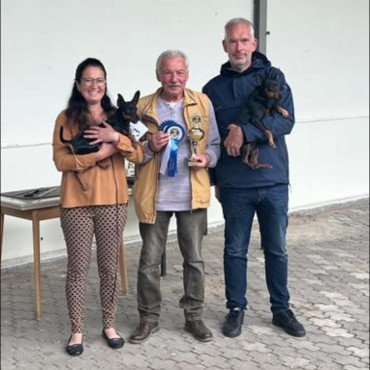 Alminoris Ronaldo Cristiano und Sangre Caliente Nando